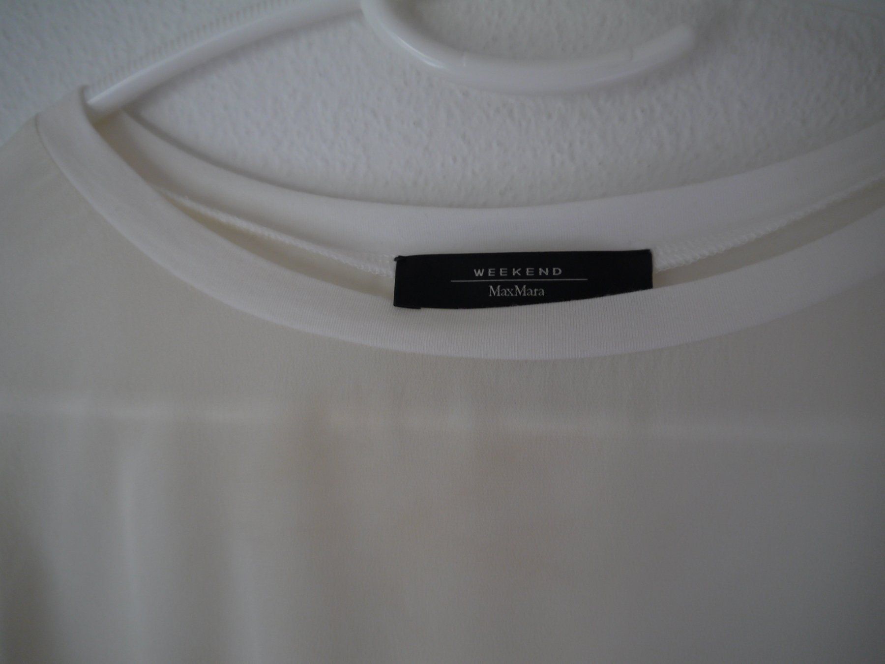 Max Mara T-shirt: WEEKEND Max Mara -T-Shirt / Bluse aus Seide – Usato da Hagendorn venduto da Blaf 1