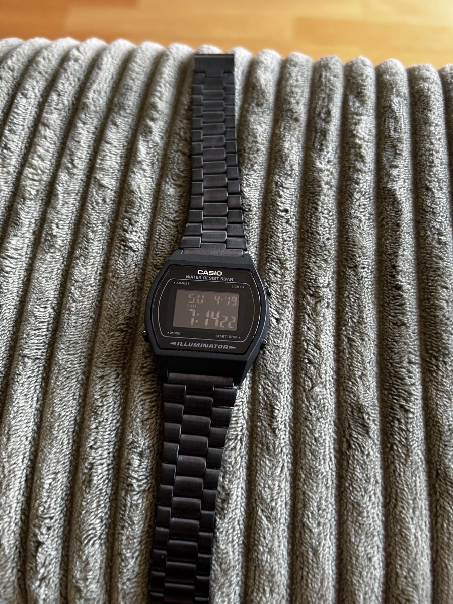 Casio Orologi: Casio B640W schwarz – Usato da Glattbrugg venduto da Wo.