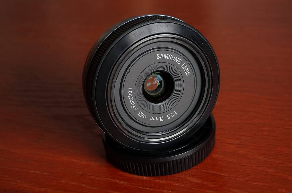 Samsung Obiettivi: Samsung Lens 20mm f2.8 i-Function Pancake – Usato da Spreitenbach venduto da Salesmanship 2