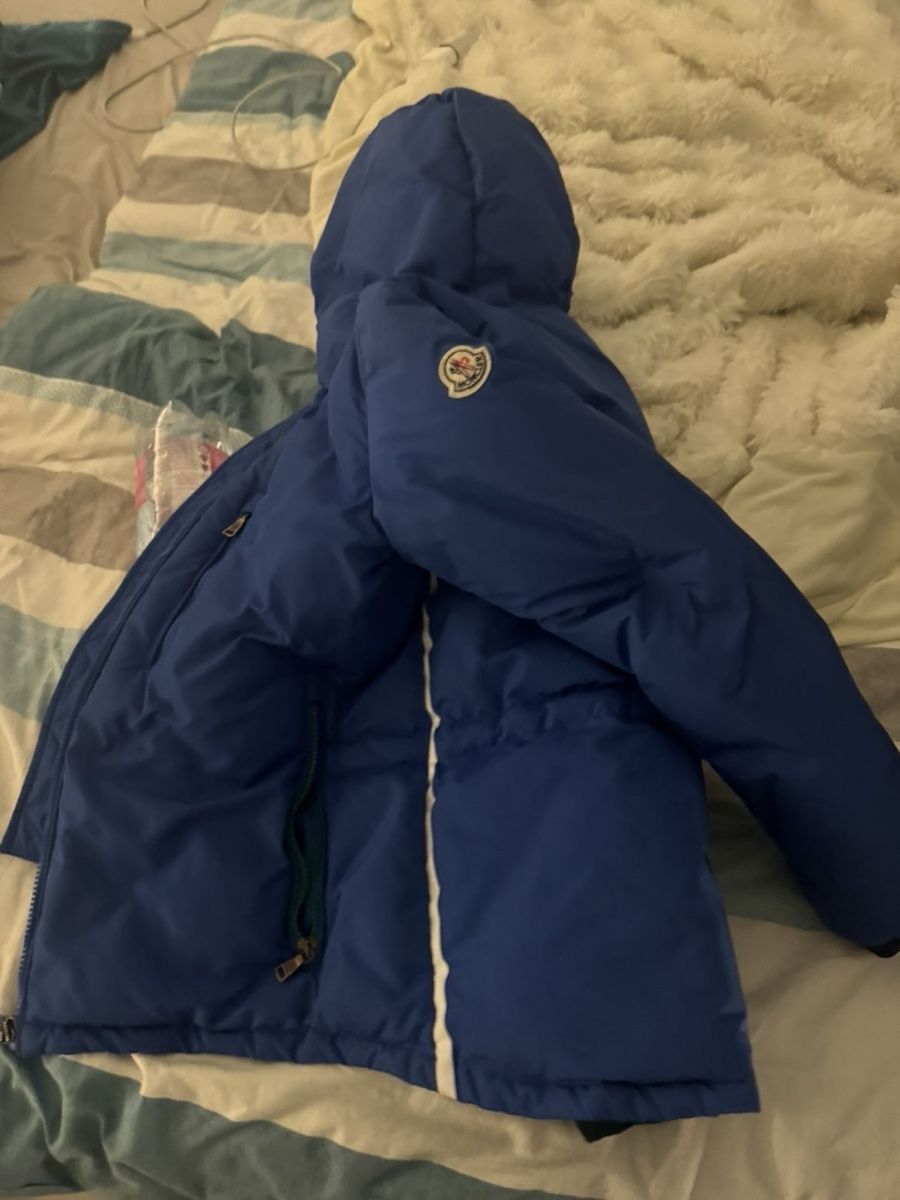 Moncler Vestes & Manteaux: Moncler Jacke – D'occasion à Turgi par ide_9dnd 4