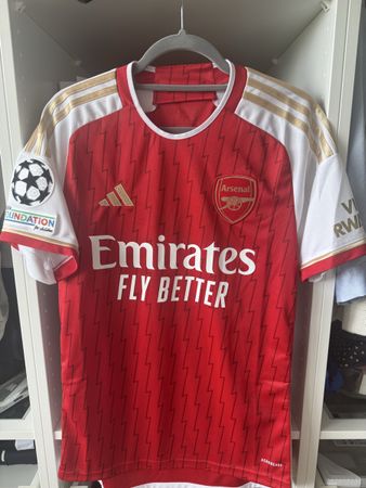Maillot domicile Arsenal saison 2023-2024