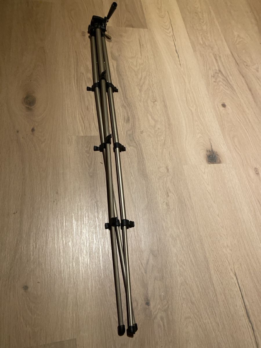 Hama Trépieds & Accessoires: Stativ – D'occasion à Thierachern par shaun96 2