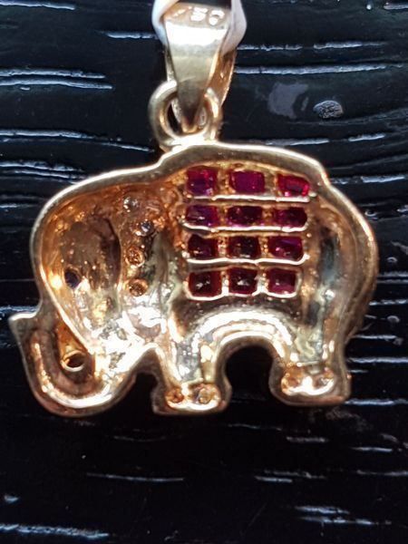 Ciondoli: Süsser Elefanten Anhänger, 18 Karat – Nuovo (secondo la descrizione) da Unterägeri venduto da Altgoldschmuck 6