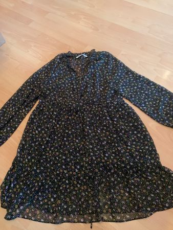 Jolie robe Zara taille xs
