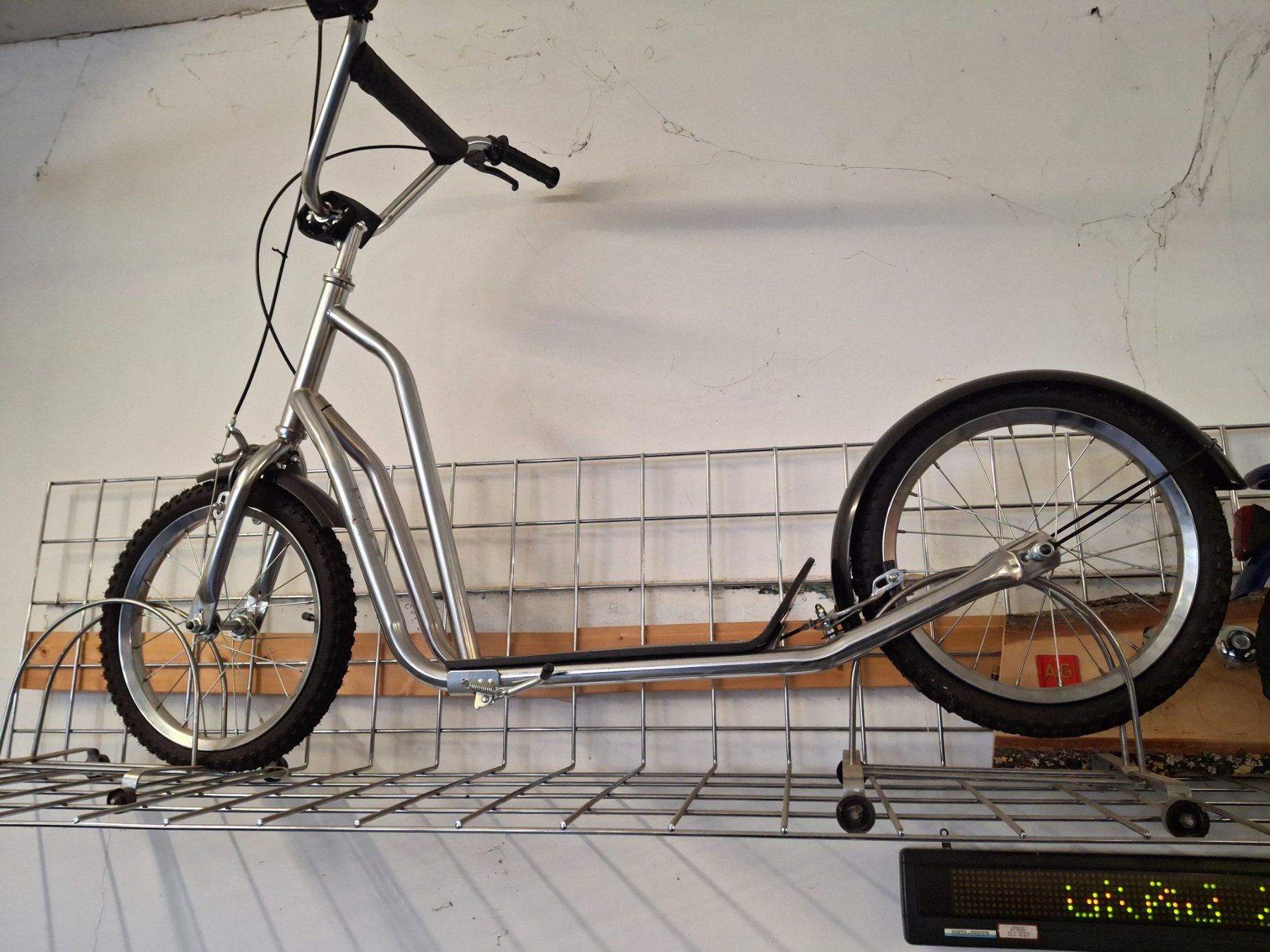 Velos: Trotti – Neu (gemäss Beschreibung) aus Schöftland von Grill36