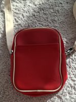 Sac bandoulière Lacoste rouge bon état
