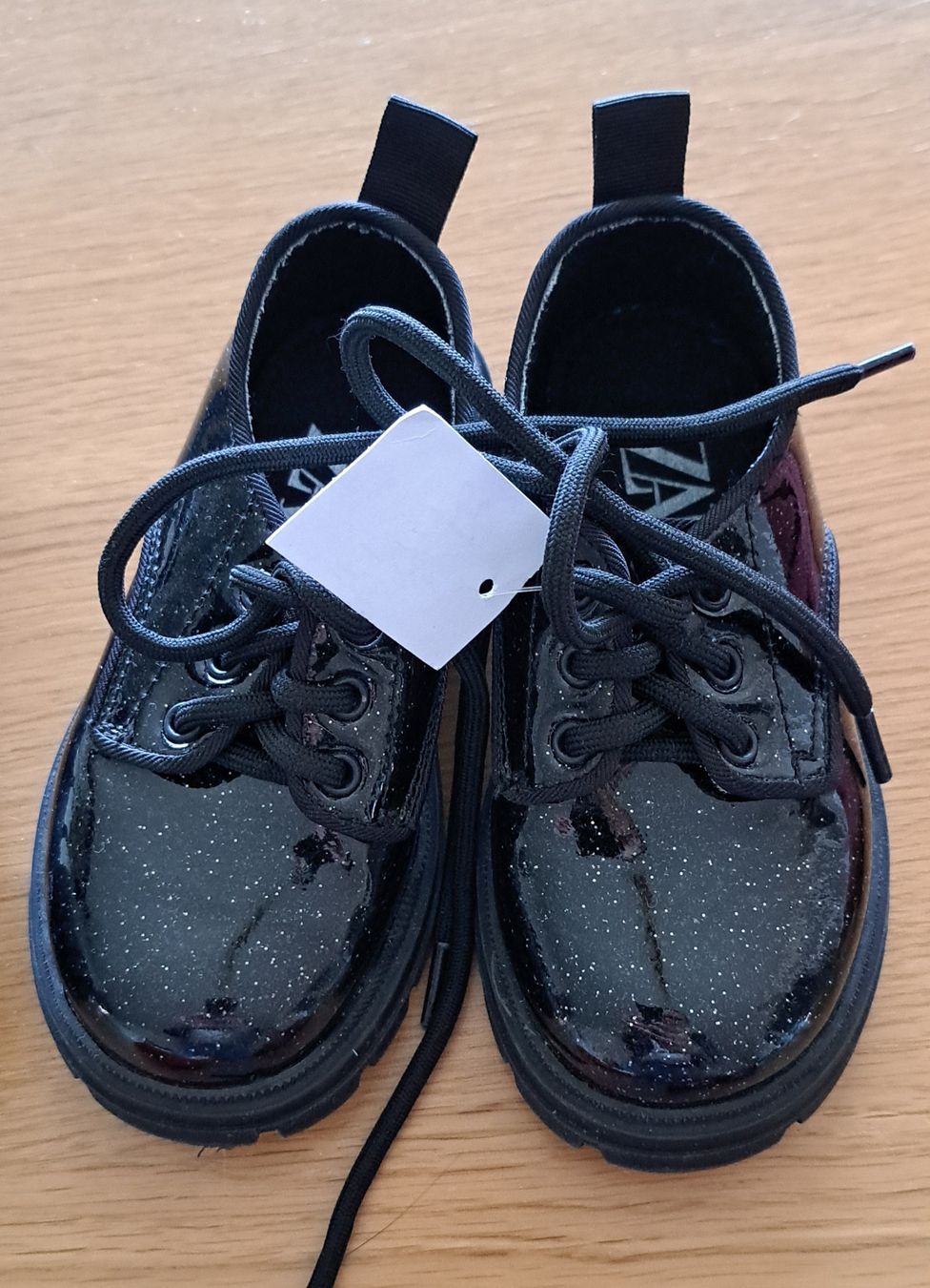 Schuhe für Mädchen: Lot chaussures taille 22 fille – Gebraucht aus Farvagny-le-Petit von Unepetolette 5