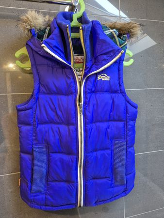 Gilet neuf Superdry
