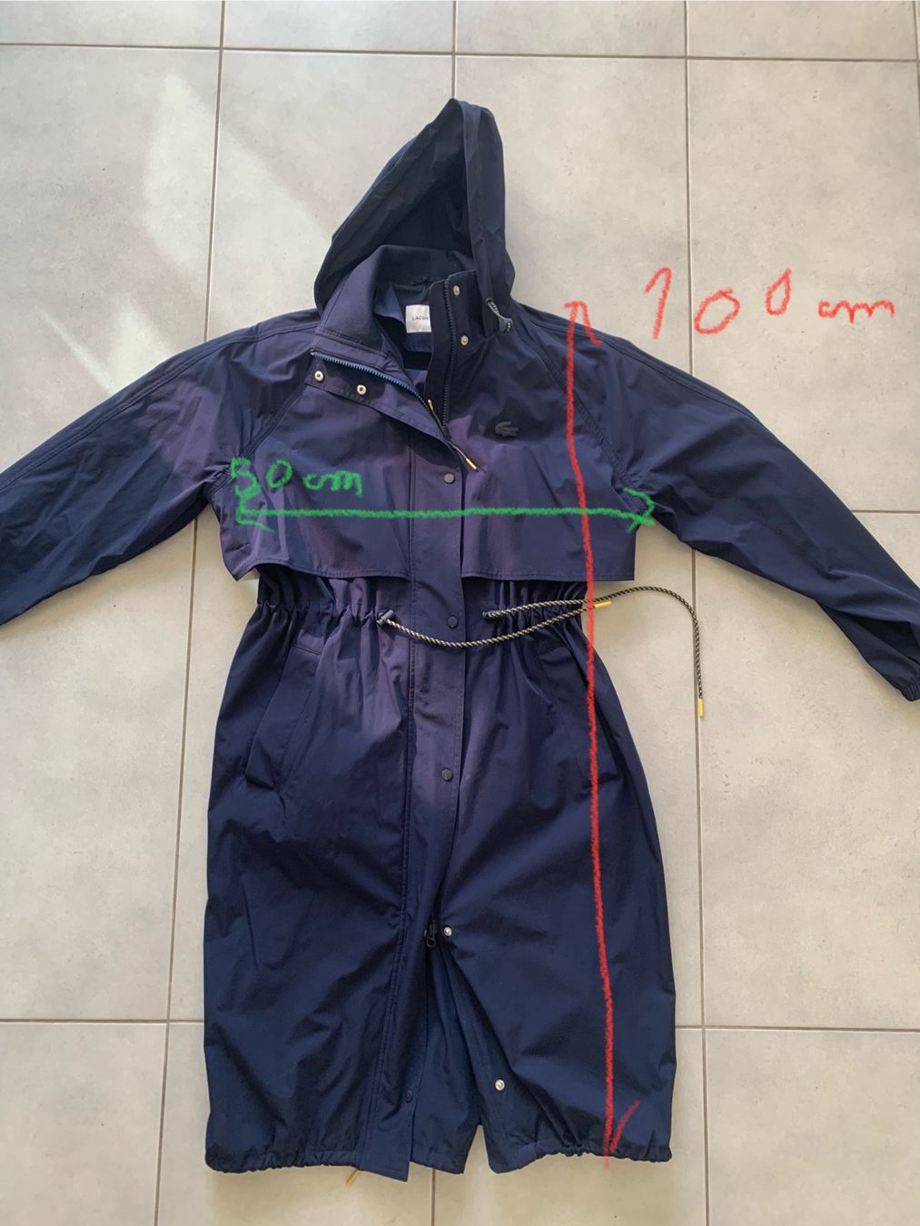 Lacoste Cappotti: Parka bleu marine Lacoste – Usato da Genève venduto da rez_c6c6 9