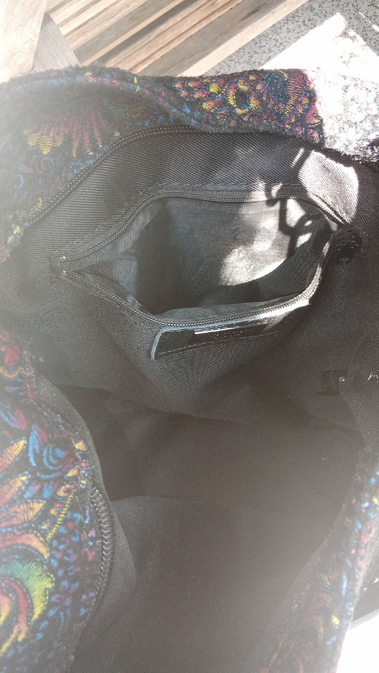 Taschen: Sac à main super état joli et pratique  – Gebraucht aus Boulens von m17_7jc7 1
