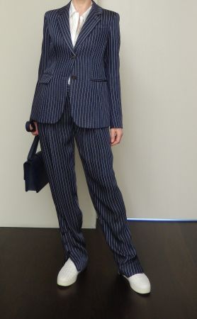 Orig. ALTUZARRA gestreifter Anzug blau, Gr. 36, NP 2'100.--