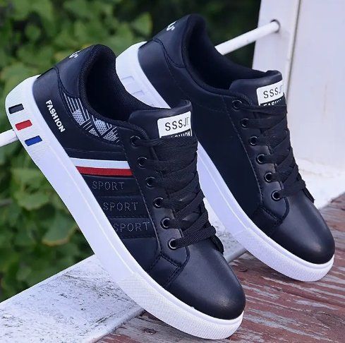 Scarpe da uomo: Herrenmodische Strassenmode Low-Top-Skateschuhe – Nuovo e nell'imballaggio originale da Oberentfelden venduto da Bilo88