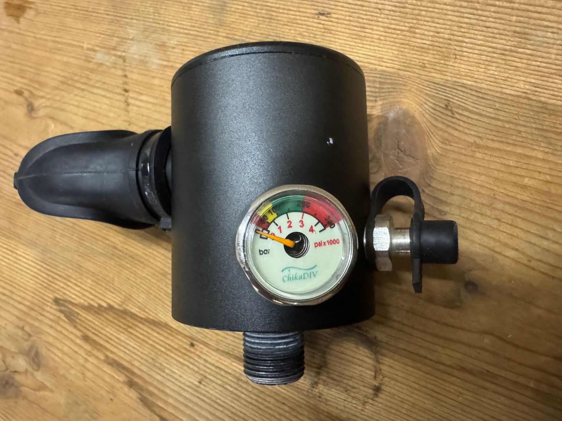 Bombole da sub: 0,5 L Tauchflasche mit Pumpe – Difettoso da Dietwil venduto da Armi1973 6