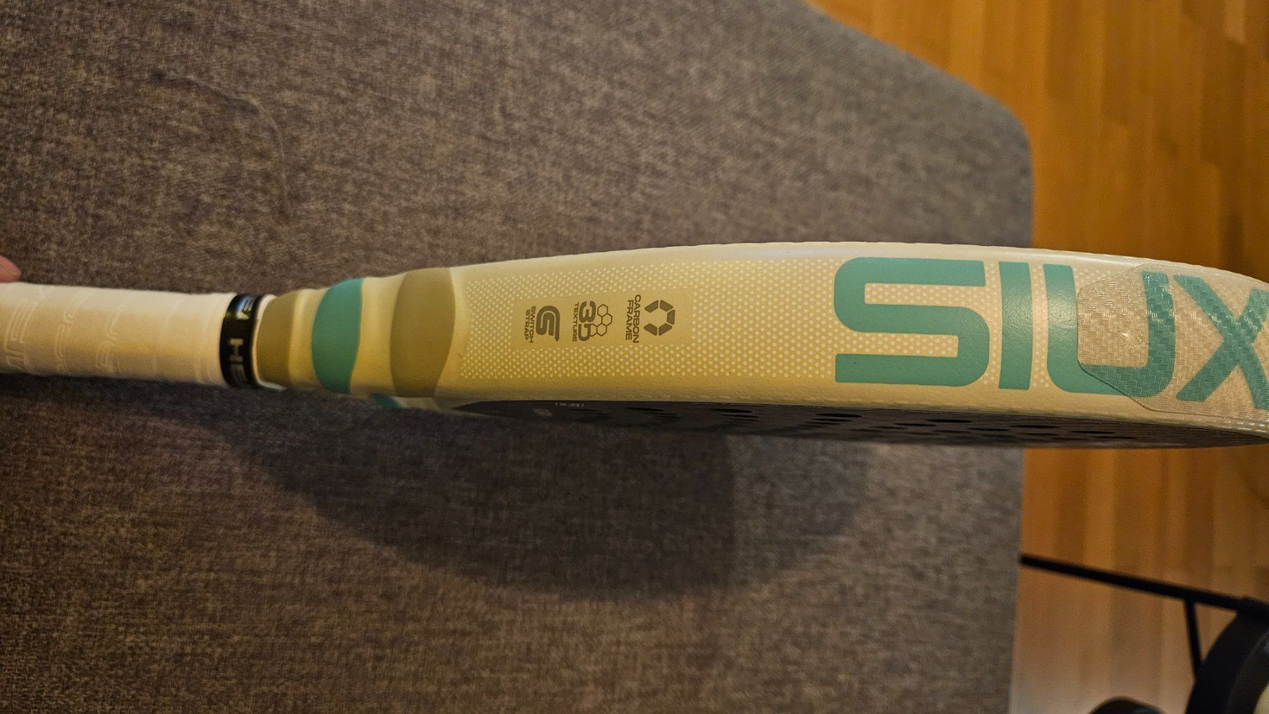 Racchette: Siux Padel Racket Valkiria Pro 2026 – Nuovo (secondo la descrizione) da Zürich venduto da Jesch 1