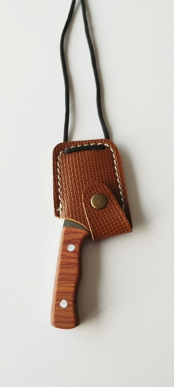 Accessori: Handgefertigtes Kettenmesser mit Scheide. – Nuovo e nell'imballaggio originale da Oberentfelden venduto da ase_sk8n 3