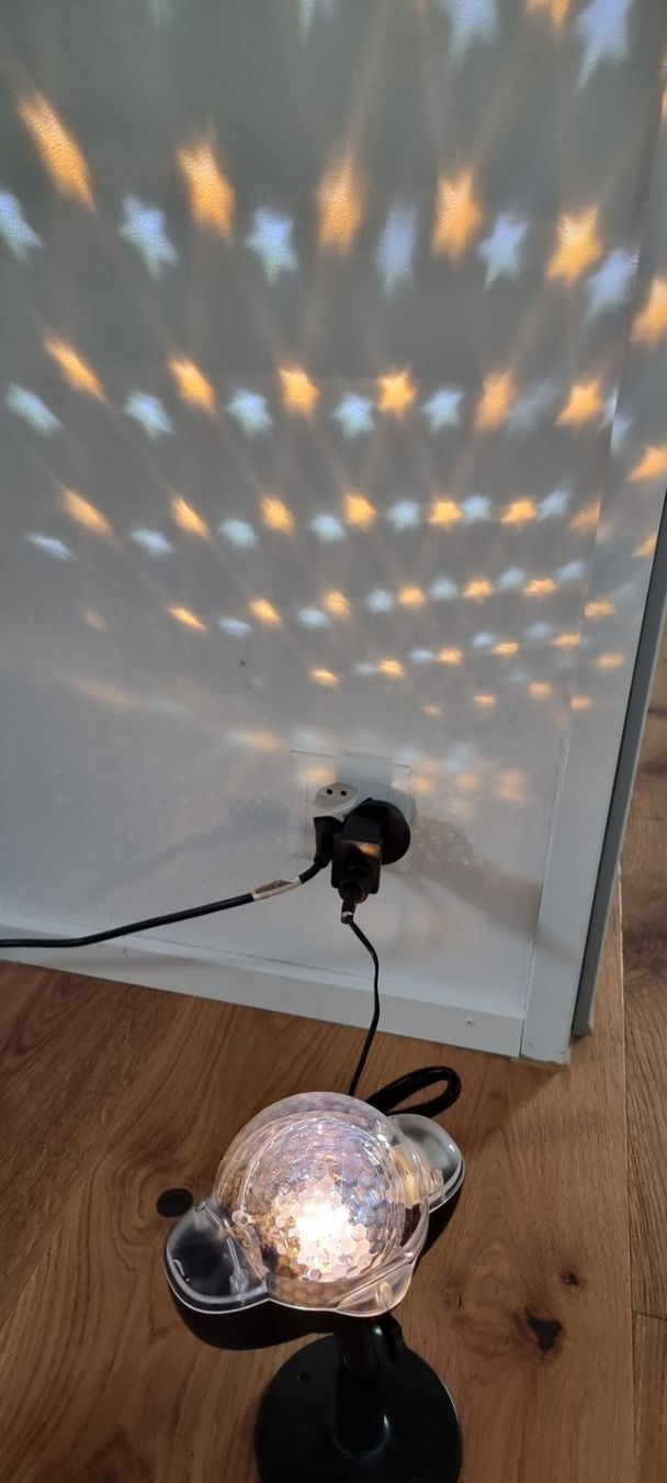 Lampade: LED-Projector: Sternenhimmel gelb und blau – Usato da Lachen SZ venduto da allesweg78