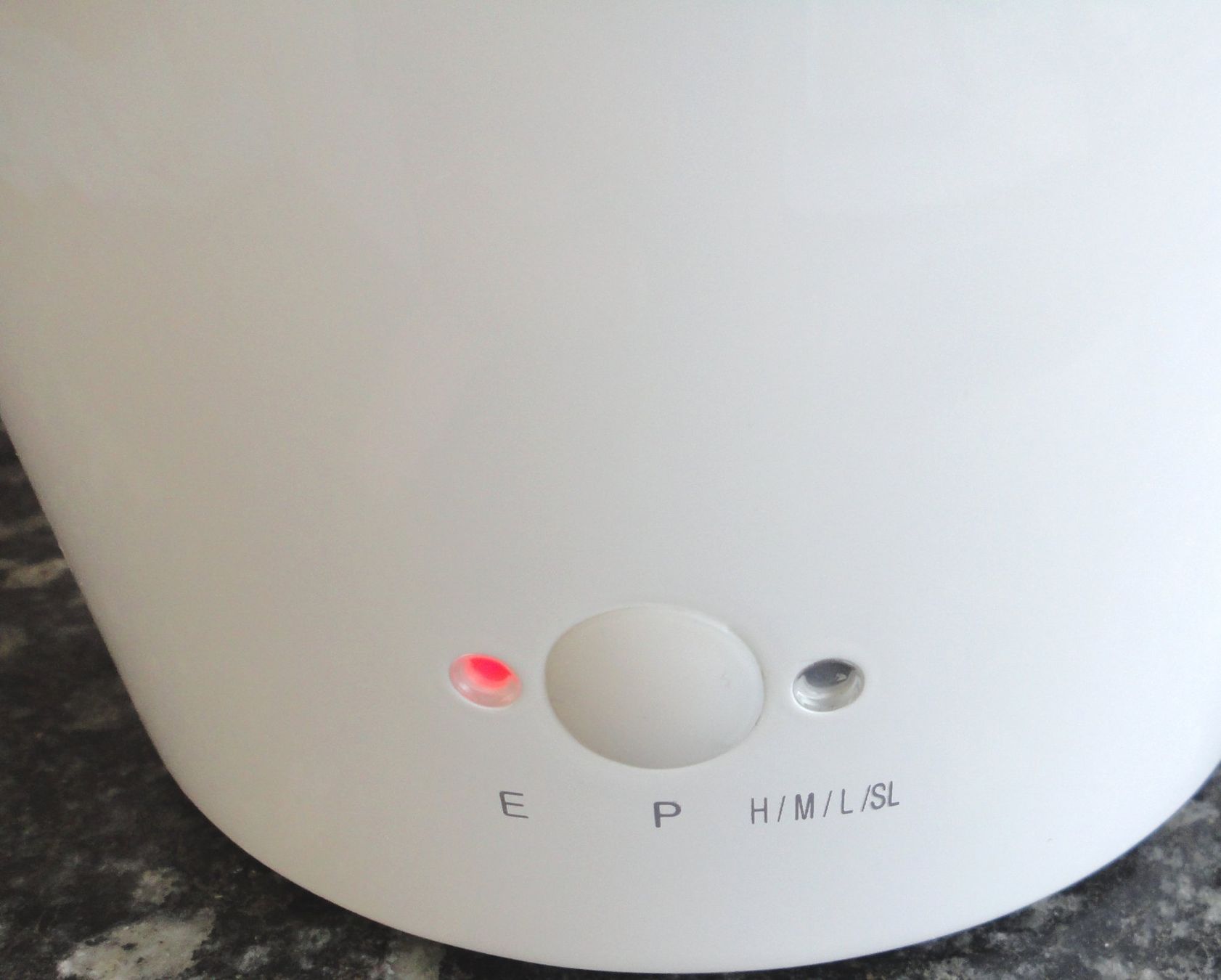 Umidificatori d'aria: Luftbefeuchter d-design weiss mit Aromatherapie-Funktion – Usato da zürich venduto da parts5060 1