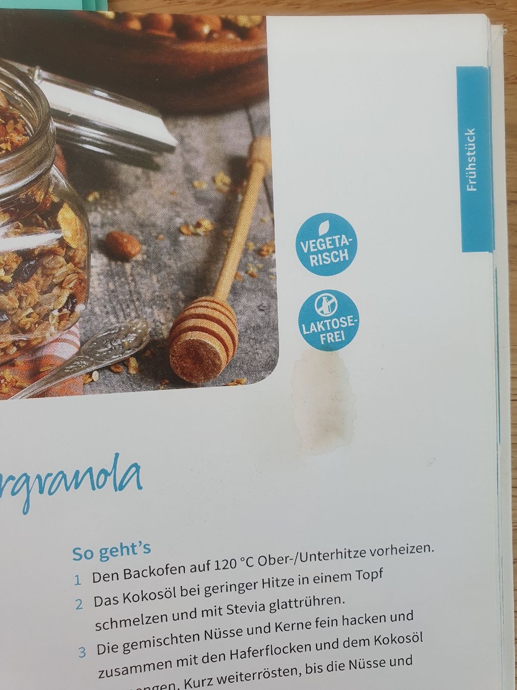Libri: Sophia Thiel: Einfach schlank und fit - Kochbuch – Usato da Moosseedorf venduto da Sonnenschein.. 6