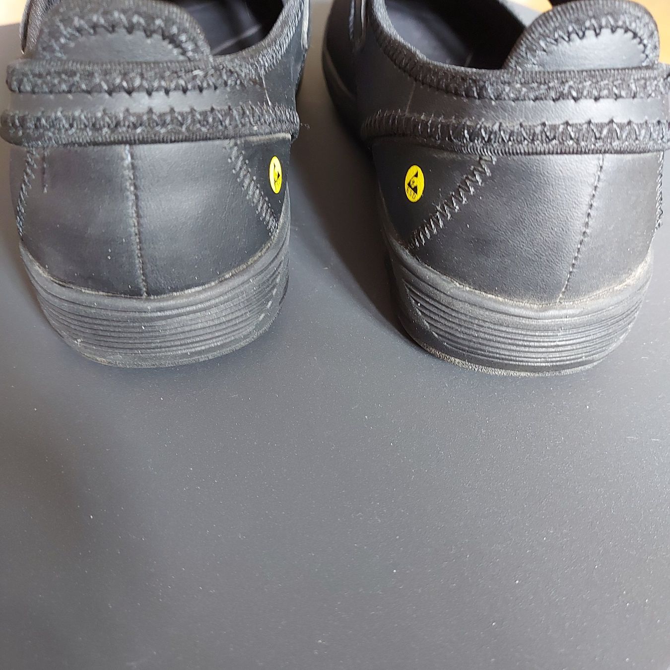 Scarpe da donna: Halbschuh Damen schwarz mit Klett – Usato da Au/ZH venduto da Avivan 4