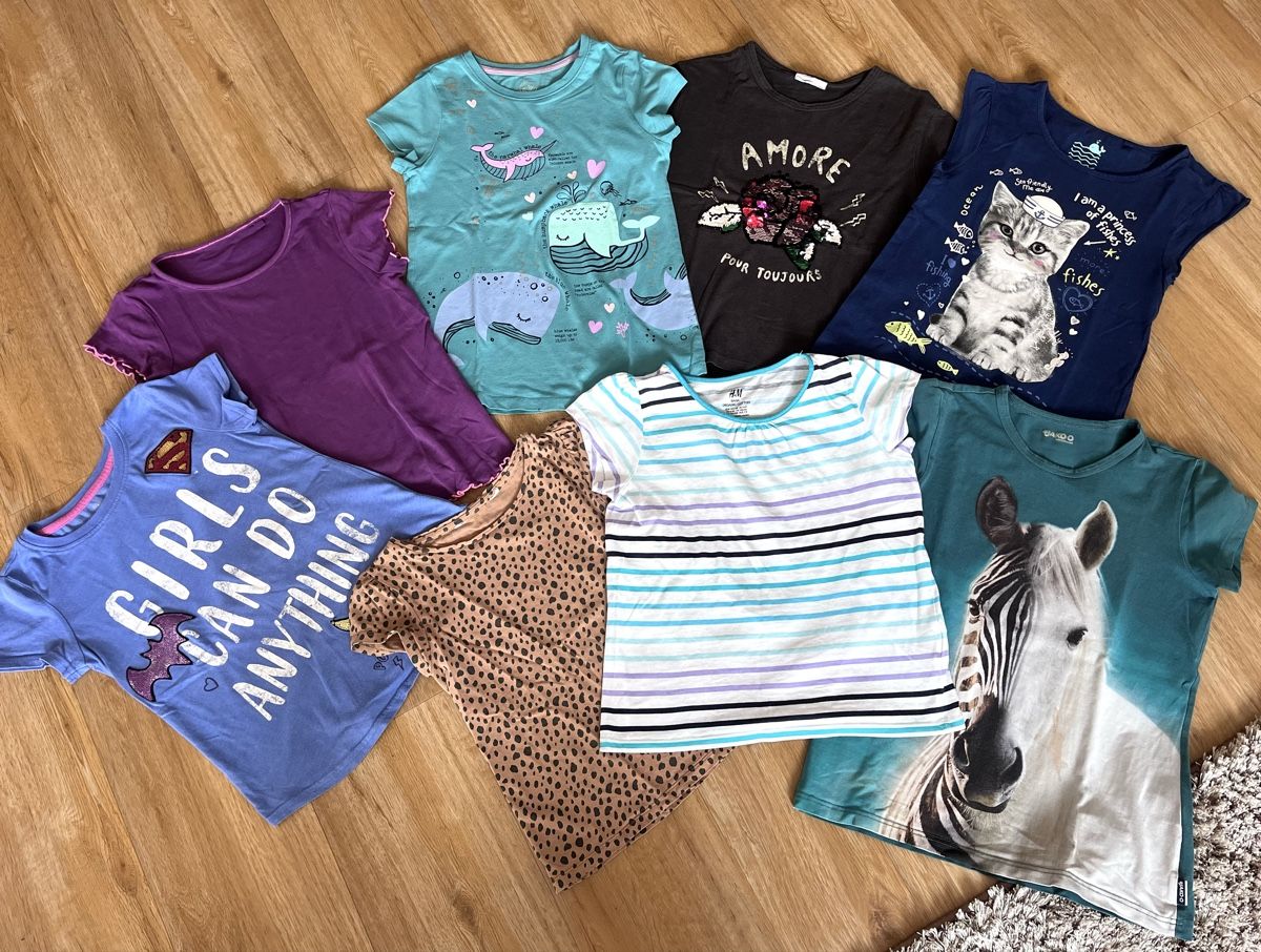 Lotti & Set di vestiti: T-Shirts Set Mädchen, Gr. 122/128 – Usato da Kradolf venduto da AlexiaEugster