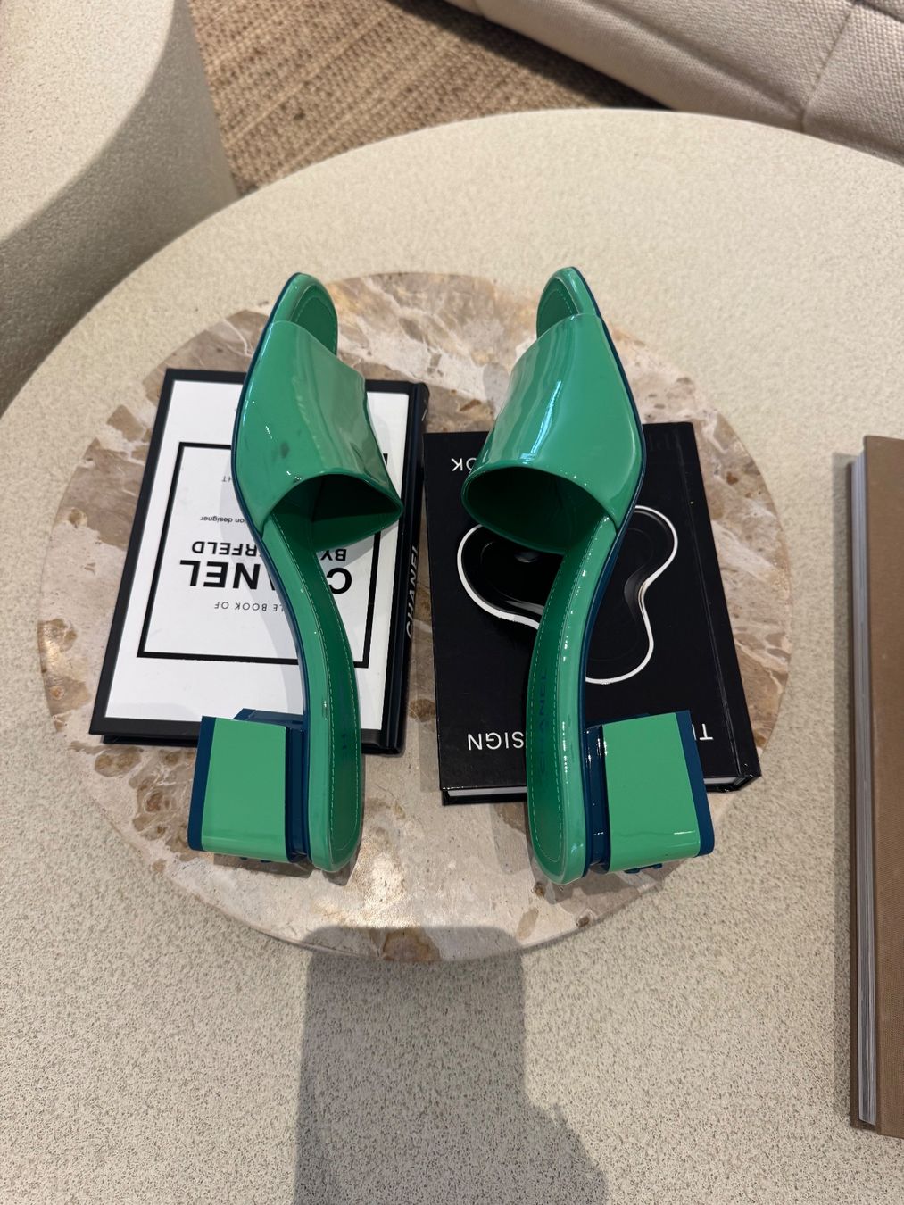 Chanel Scarpe da donna: CHANEL SANDALEN – Usato da Schwyz venduto da bofb 9