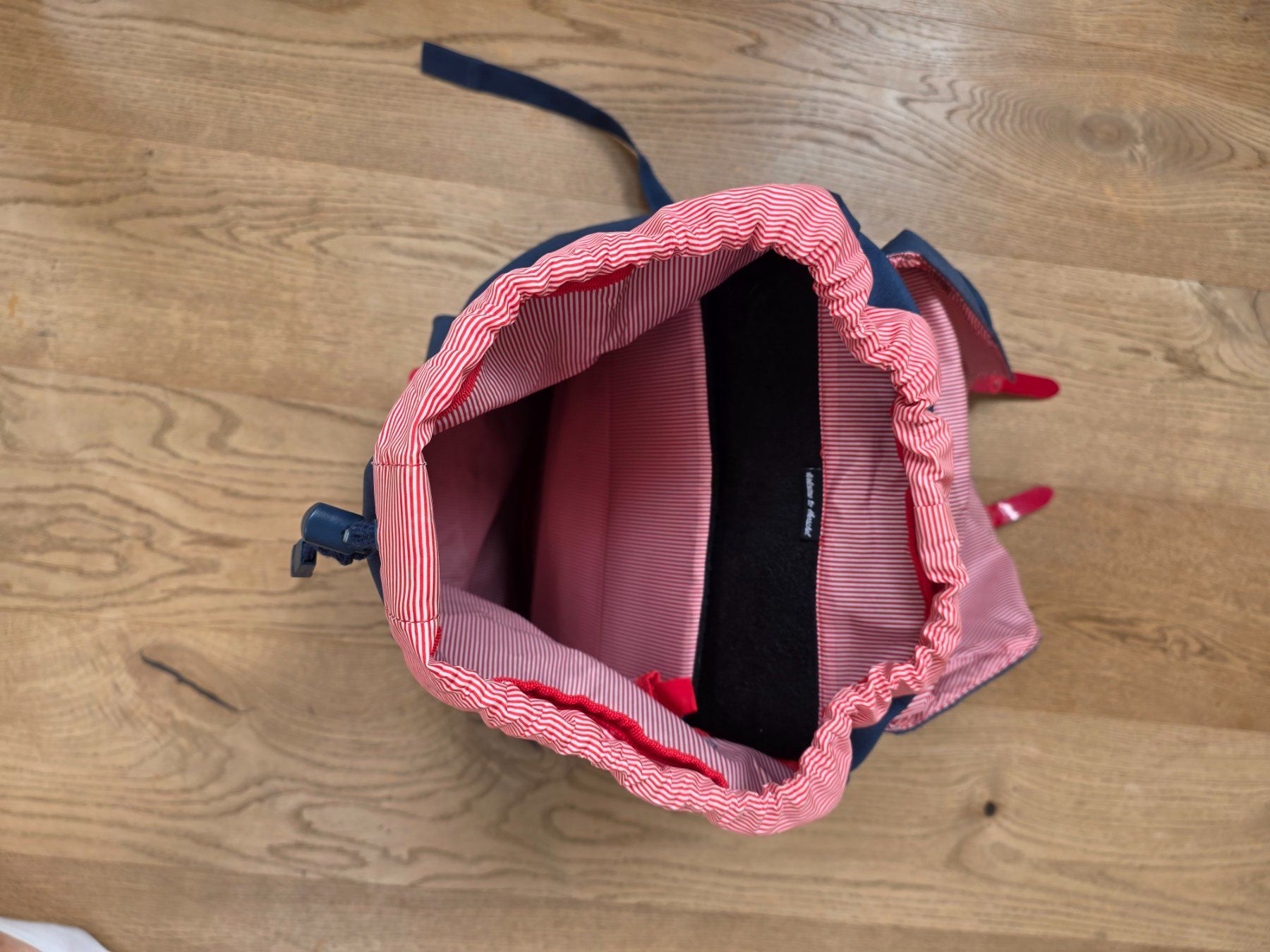 Herschel Kindertaschen: Herschel Rucksack – Gebraucht aus Zürich von Kvonbock 2