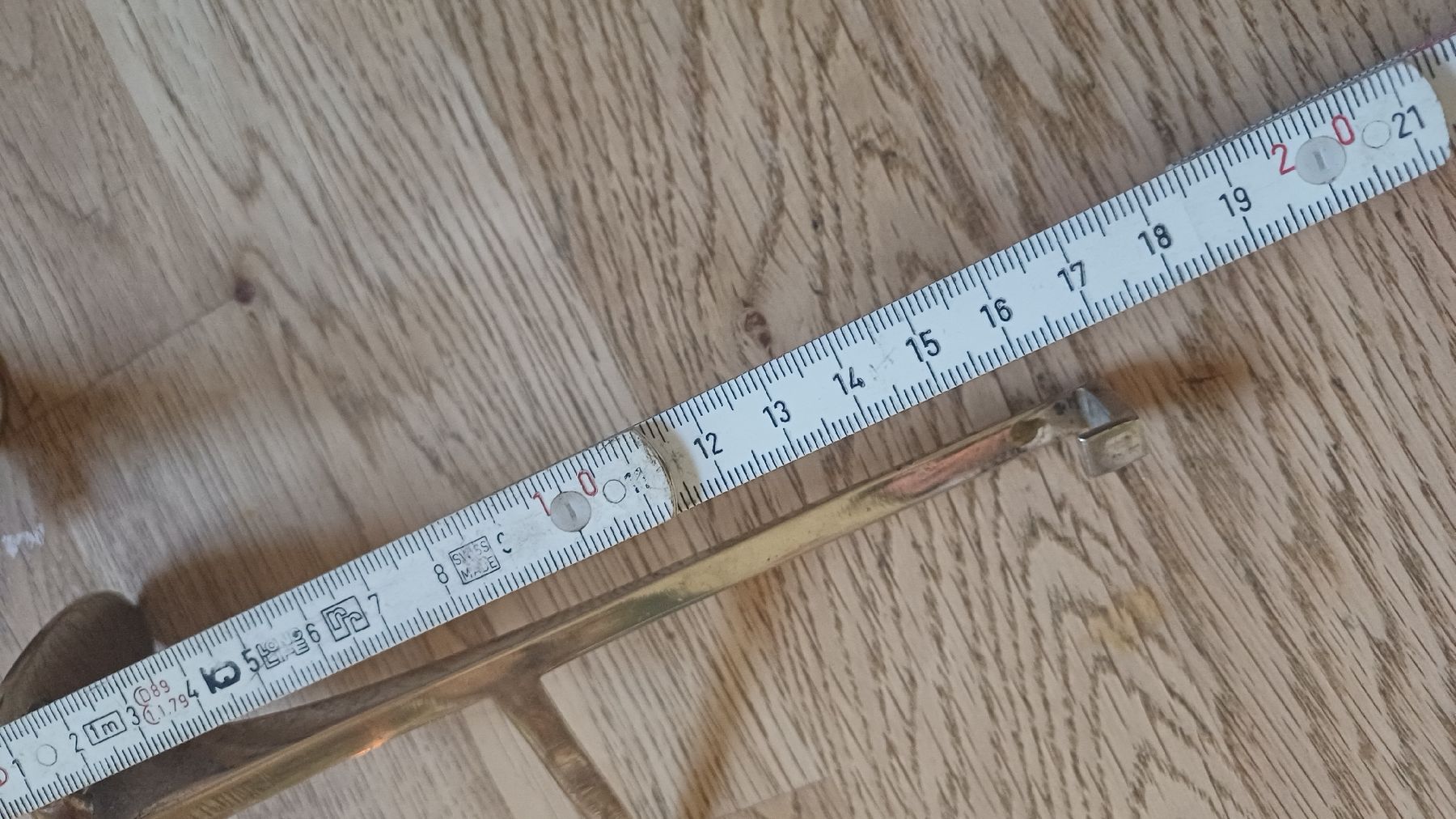Regale: 2 Tablarhalter Badezimmer – Gebraucht aus Flawil von Naphtali 1