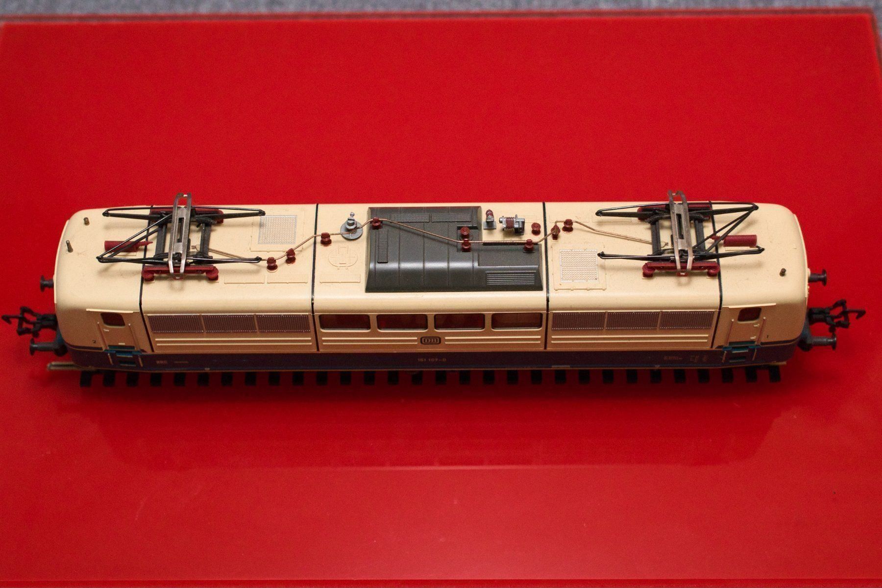 Modellini di ferrovie: ROCO Elektrolok BR151 - H0 - DC-Analog – Usato da Obernau venduto da pilatus-rconline 3