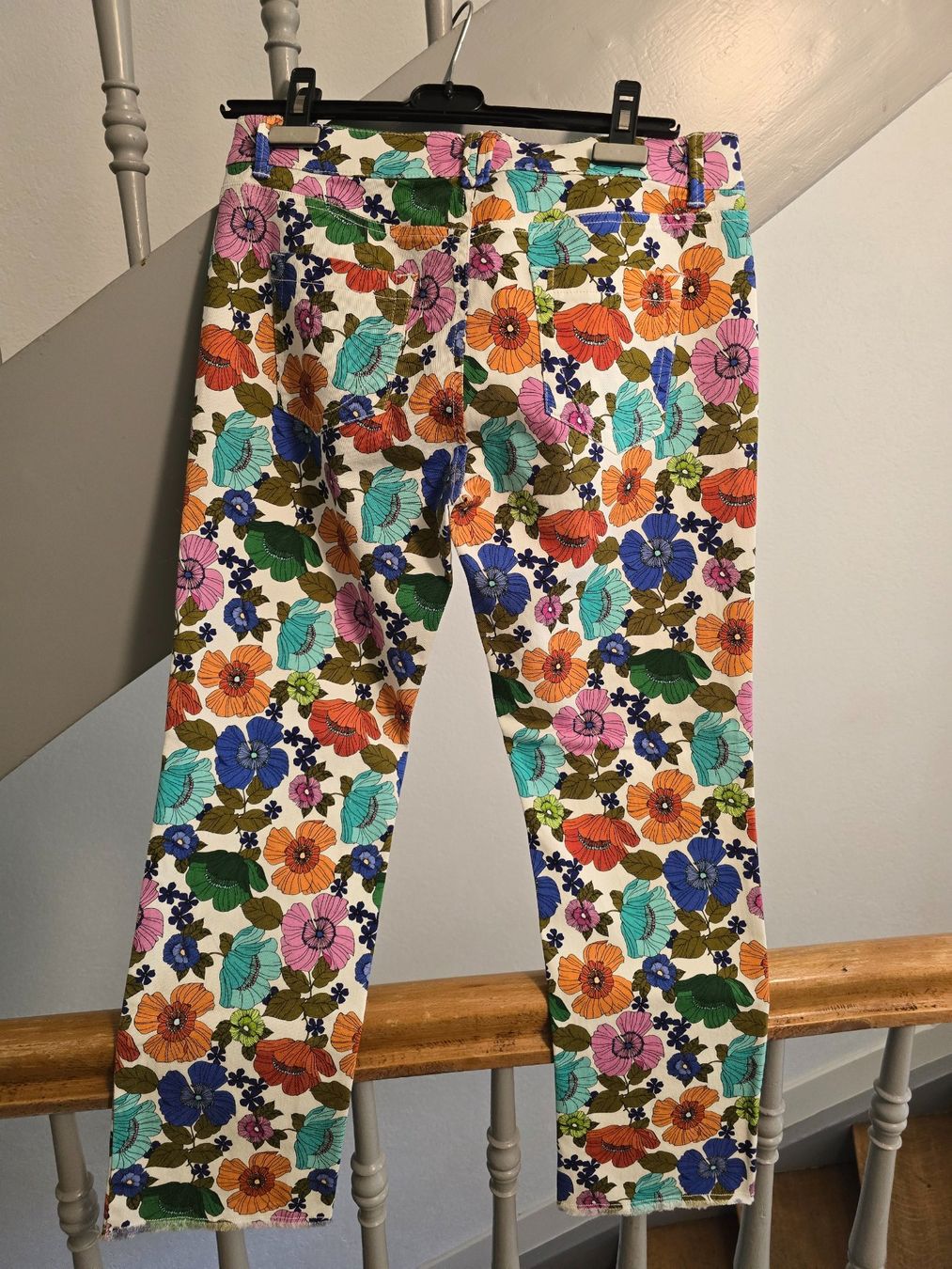 Jeans: Seductive Damenjeans, clair cropped,  Blumenmuster, Gr. 38 – Nuovo (secondo la descrizione) da St. Gallen venduto da limonaden 4