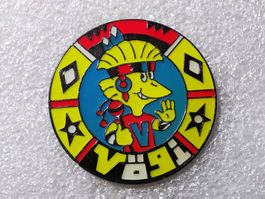 Ansteckpin 54: Vögi