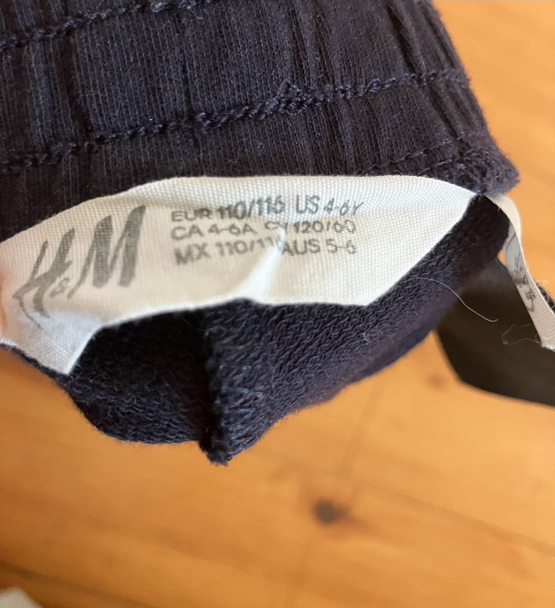 H&M Hosen: Short minnie – Gebraucht aus Sion von edelweissse 2