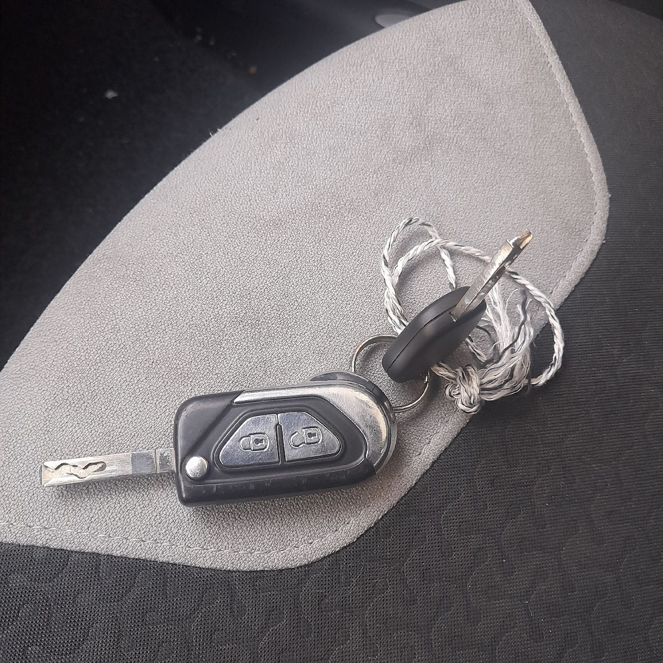 Citroën Automobili: citroen DS3 1.4 – Usato da Ligornetto venduto da Giallocorsa 9