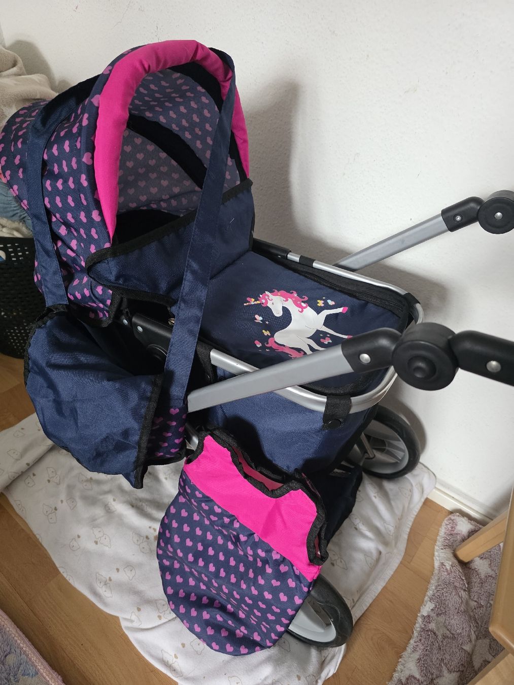 Voitures de poupées: Puppenwagen – D'occasion à Netstal par ram_n27x