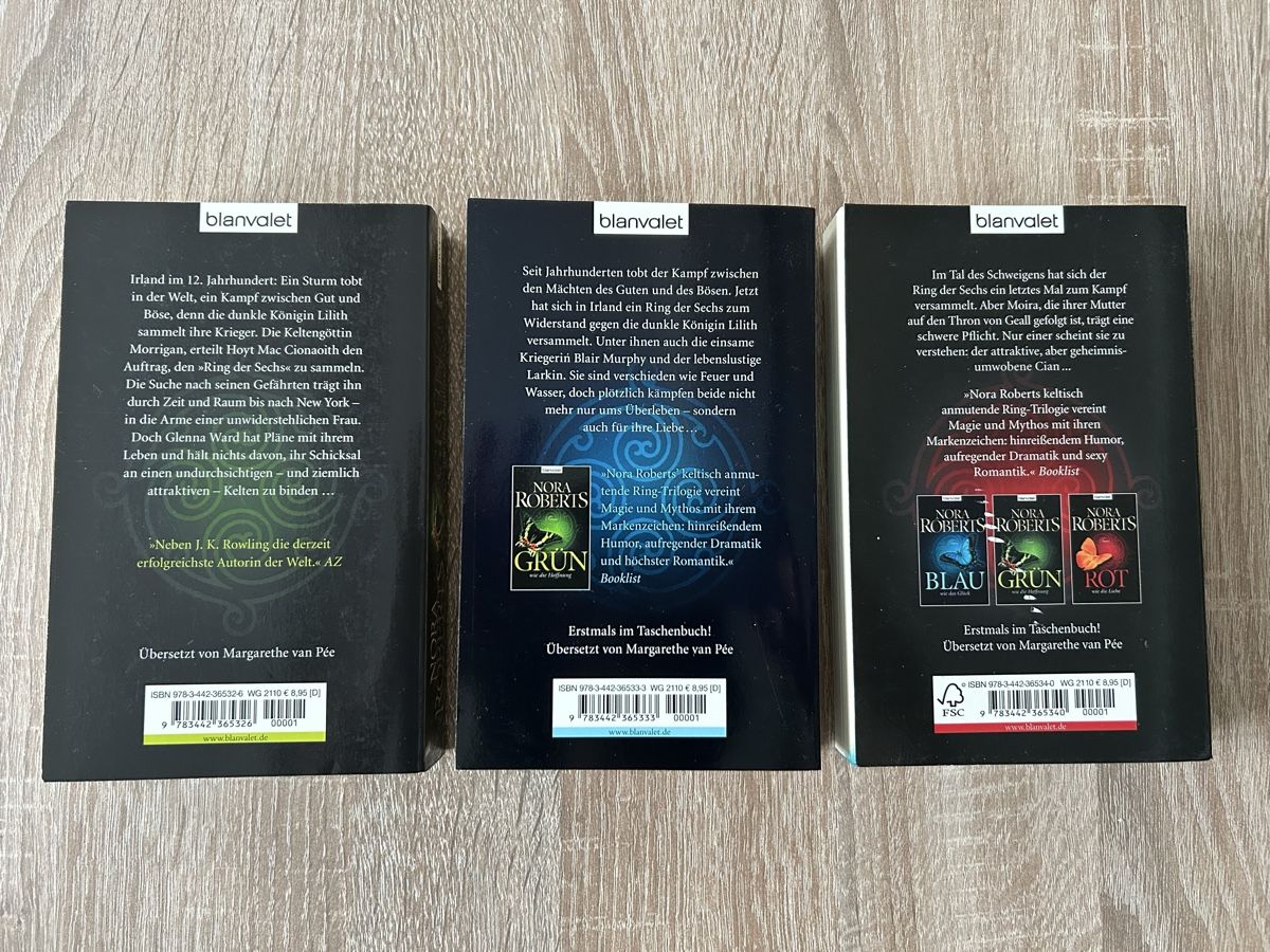 Libri: Trilogie Nora Roberts , Grün-Blau-Rot  – Usato da Ennenda venduto da mar_kz98 1