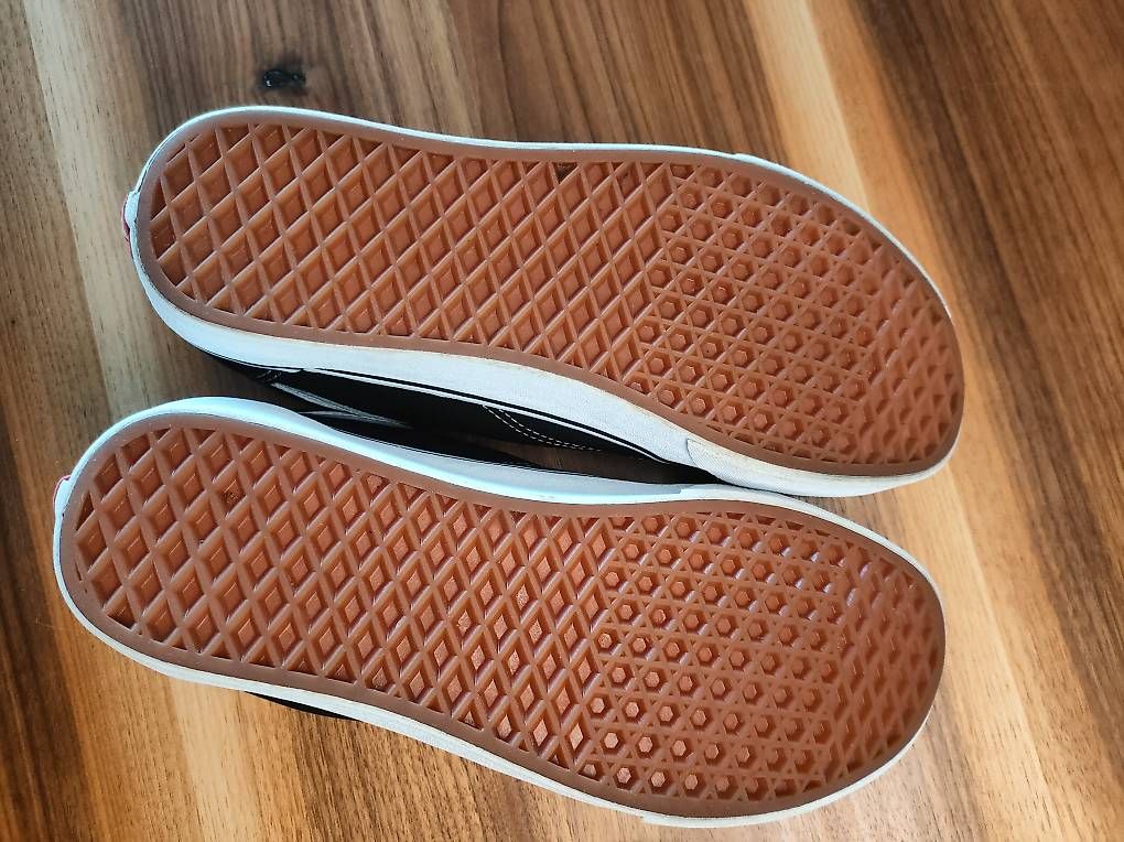 Vans Herrenschuhe: Vans Old Skool 43 neuwertig – Gebraucht aus Wolhusen von Batkadi 2