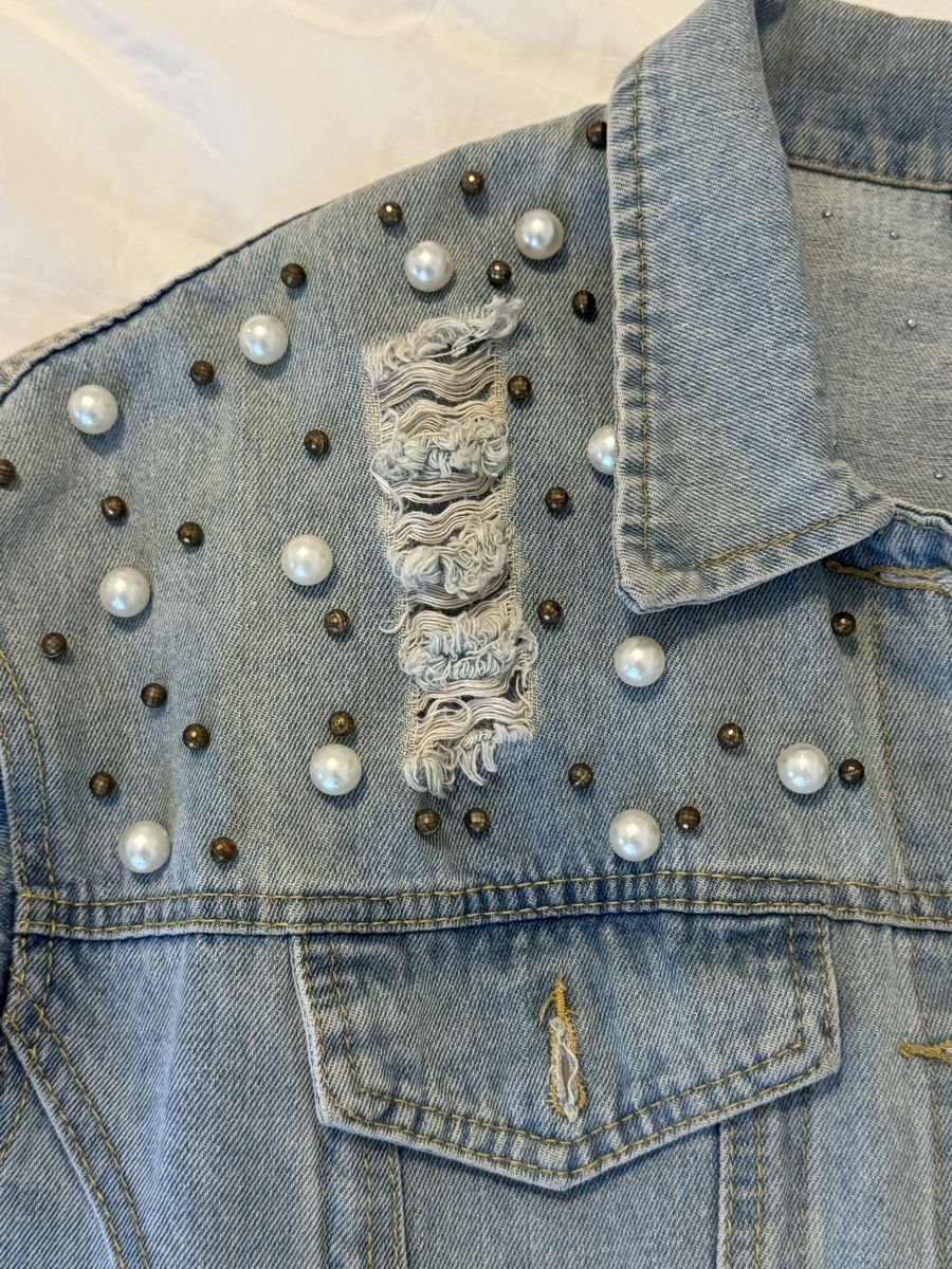 Giacche: Denim jacket with pearl decor – Nuovo (secondo la descrizione) da Zürich venduto da llor.dell 4