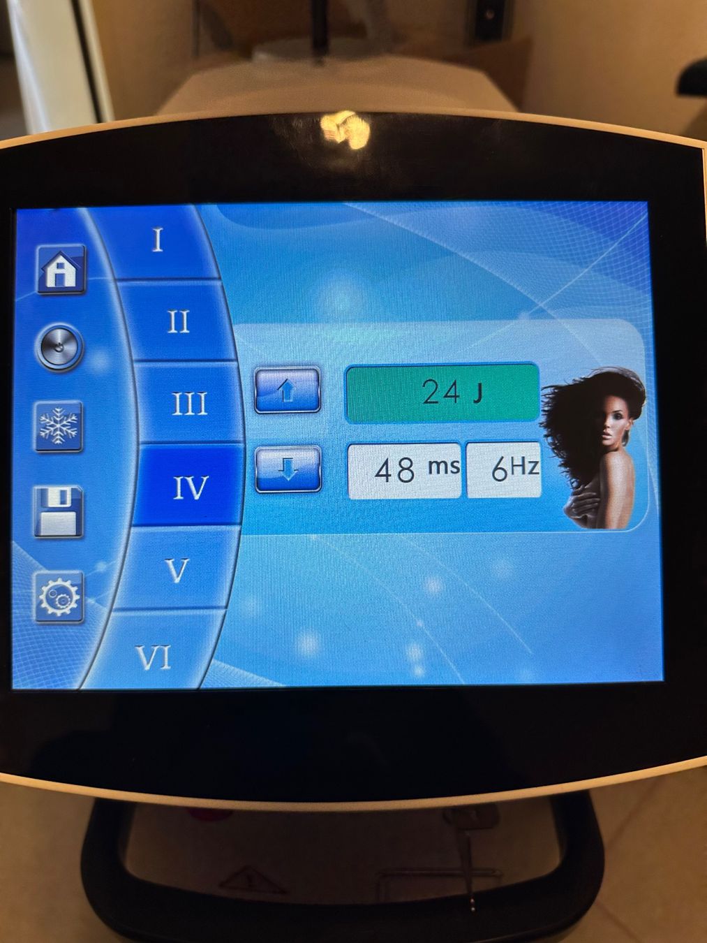 Epilatori: Professioneller Diode Laser / Haarentfernung – Usato da Glattpark(Opfikon) venduto da Darkotattoo 2