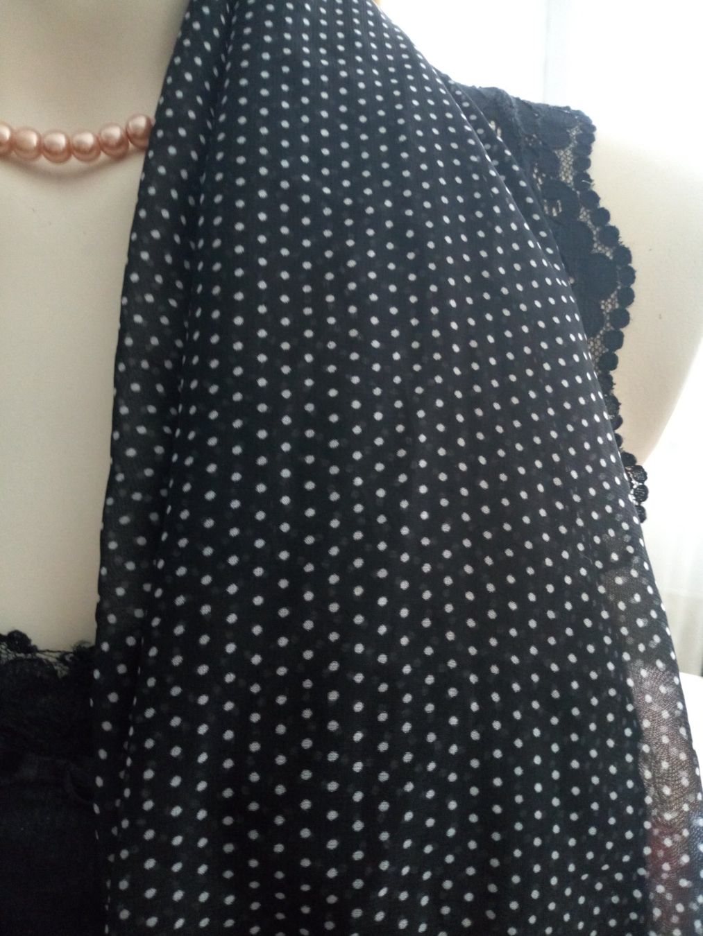 Foulard & Sciarpe: Rund Schal schwarz/weiß – Usato da St.Gallen venduto da sendess 1