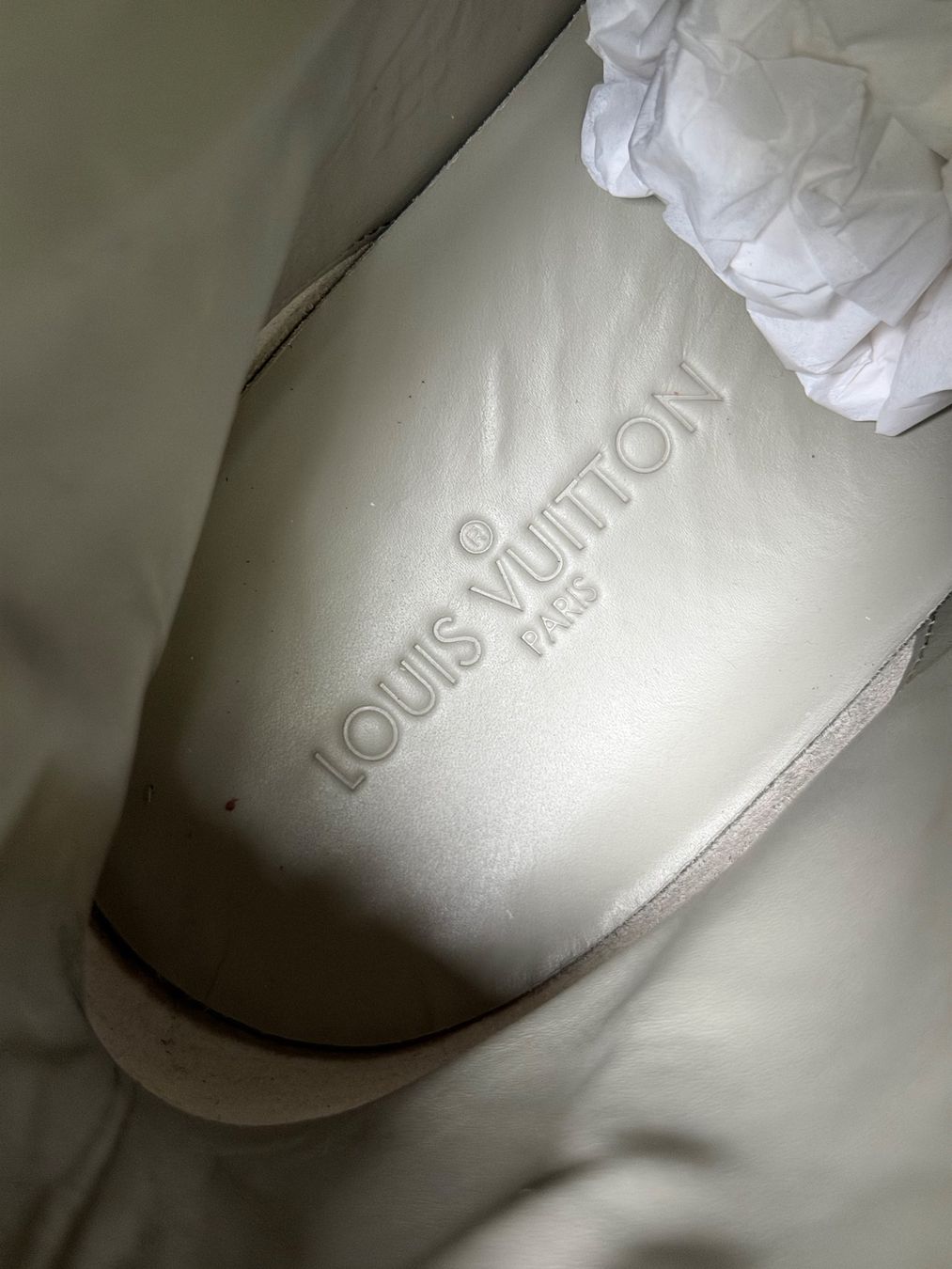 Louis Vuitton Scarpe da uomo: Louis Vuitton FW16 SHOW Sample, 2016 - EU 45 – Nuovo e nell'imballaggio originale da Bern venduto da ElevenFive 7