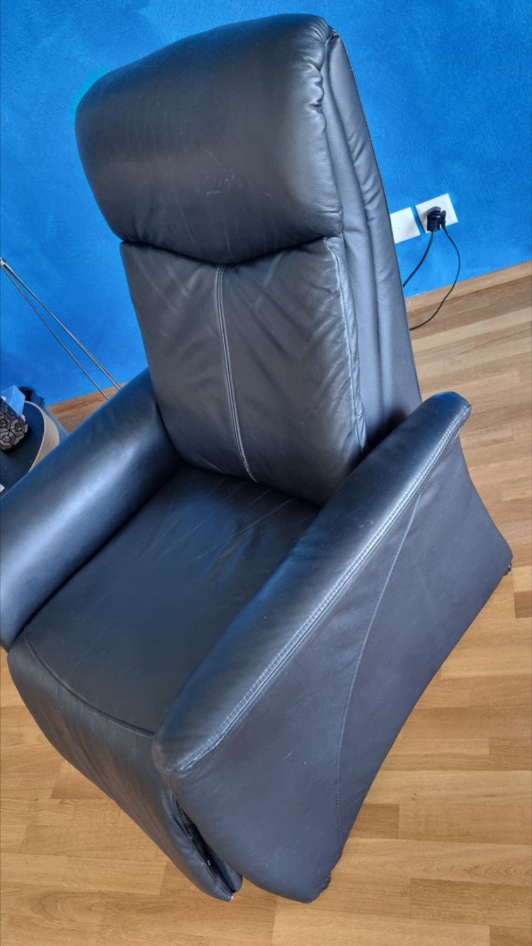 Sessel: Ledersessel mit Liegefunktion – Gebraucht aus Muri b. Bern von ste_2mkq 2