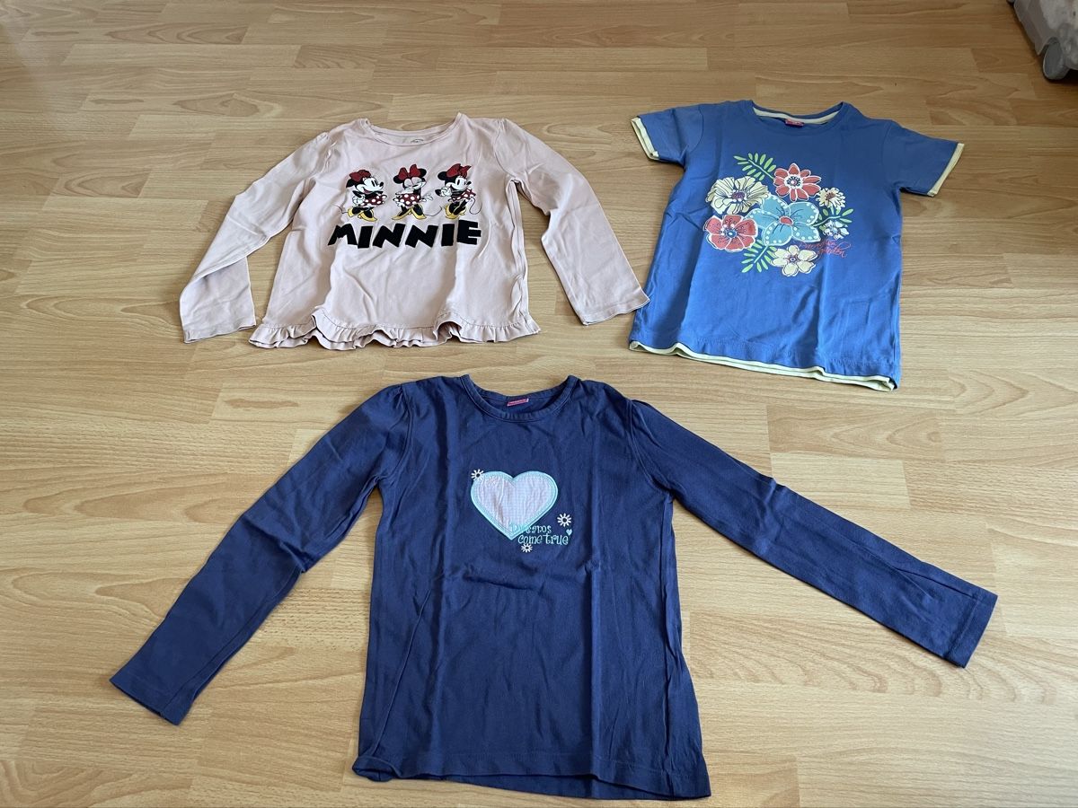 Lotti & Set di vestiti: Mädchen Kleiderpracht Gr. 128 – Usato da Chur venduto da Tsambiko 4