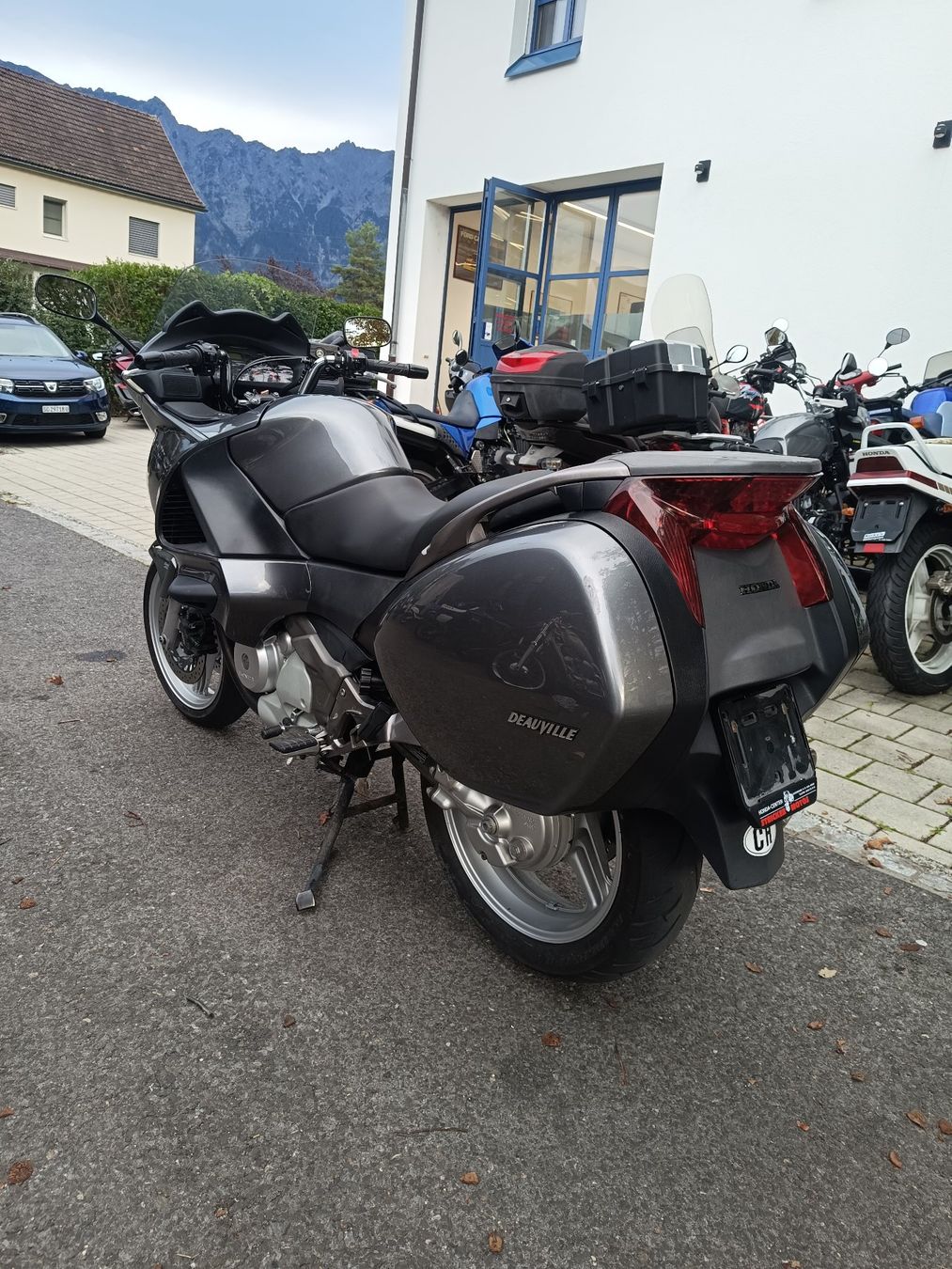 Honda Touring: Honda NT 700 – Gebraucht aus Buchs SG von ClassicGarageHauser 3