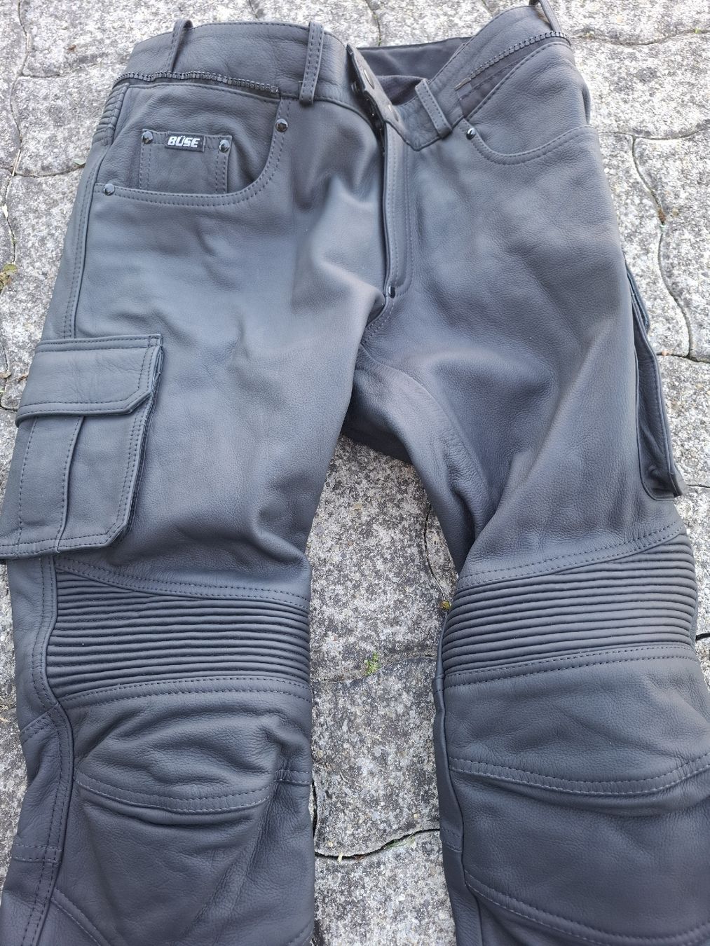 Pantaloni: Motorrad- Lederhose – Usato da Dinhard venduto da nat_7685 1