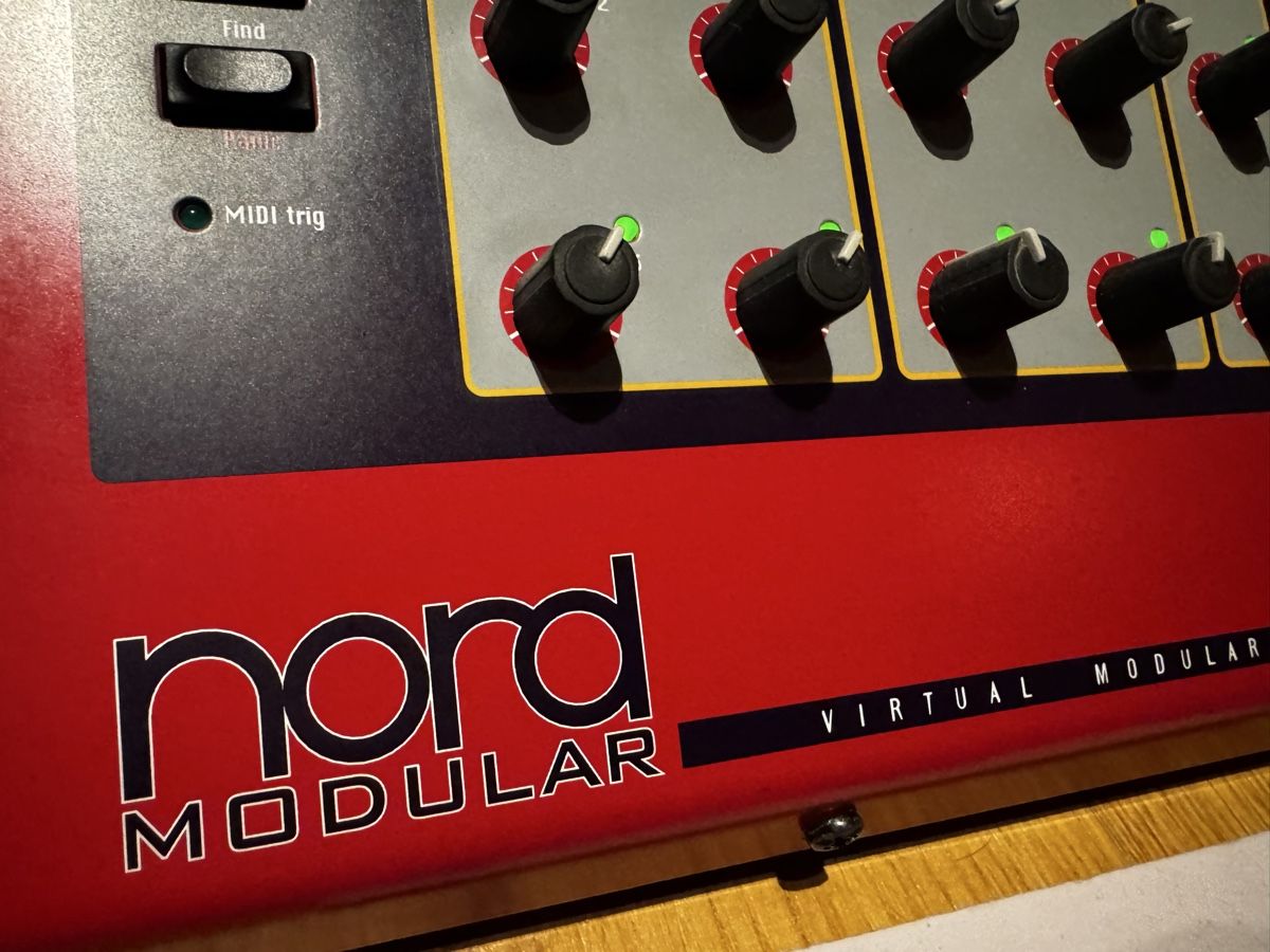 Clavia Instruments de musique: Clavia Nord Modular G1 - Rack Synthesizer – D'occasion à Zürich par 1cut2 3