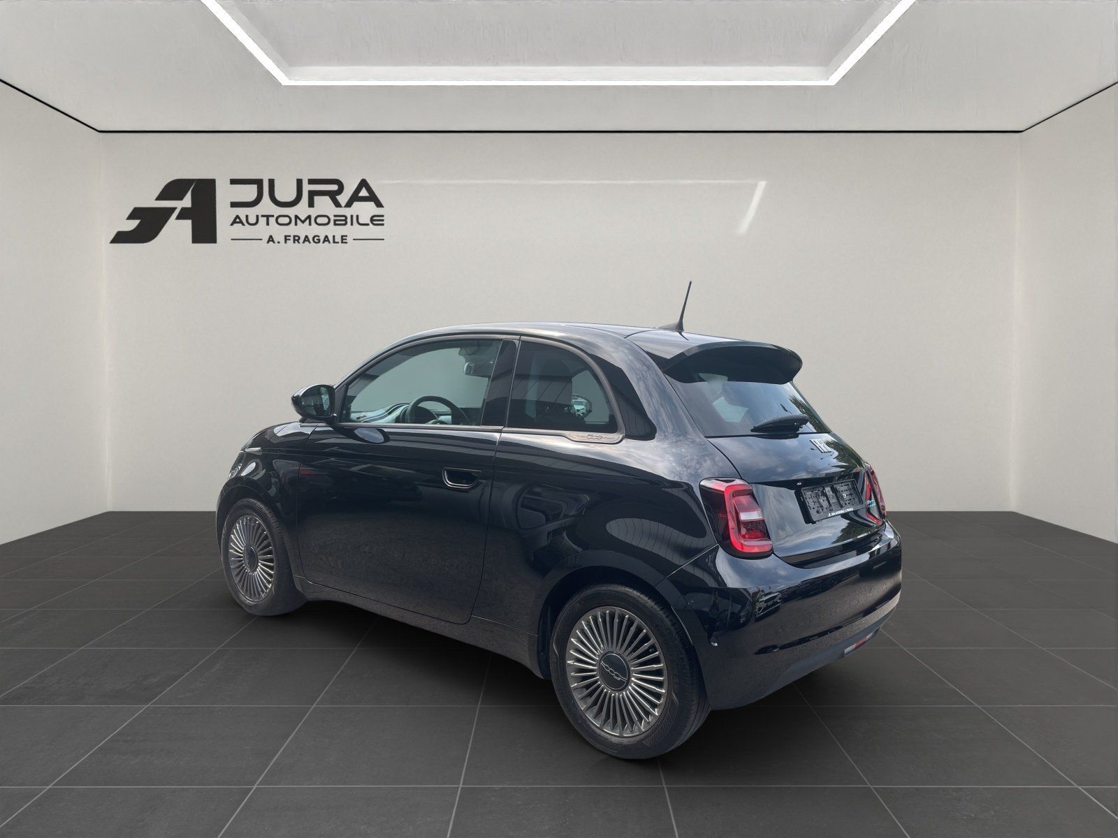 Fiat Automobili: Fiat 500 e Icon – Usato da Frauenkappelen venduto da Autohaus-Bern