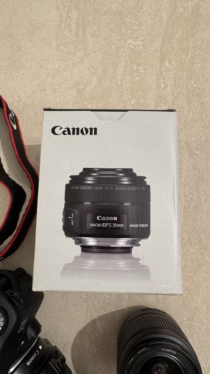 Canon Fotocamera: Canon EOS 60D mit 3 Objektiven und Akku. – Usato da St. Gallen venduto da D.Bimaru 3