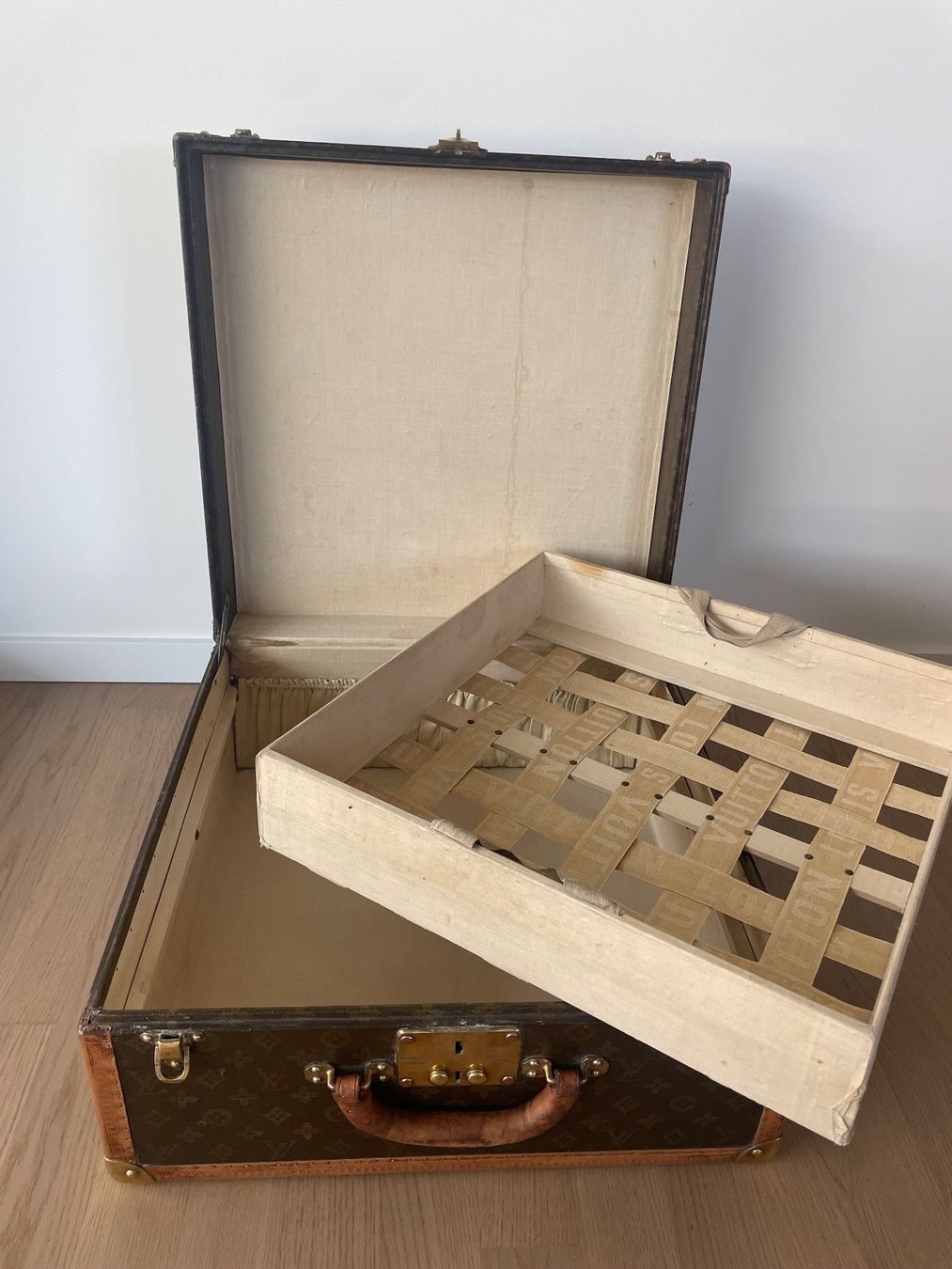Cassapanche: Malle Louis Vuitton 1936 – Usato da La Tour-de-Peilz venduto da DressingEKL 7