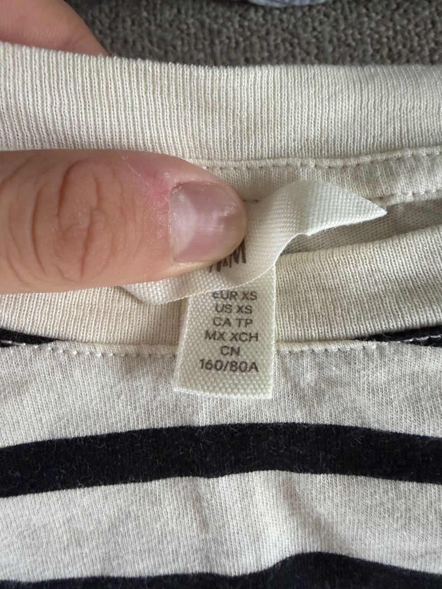 Lotti di vestiti: Kleiderpacket 4 T-Shirts  – Usato da Freienbach venduto da dan_9rjy 7