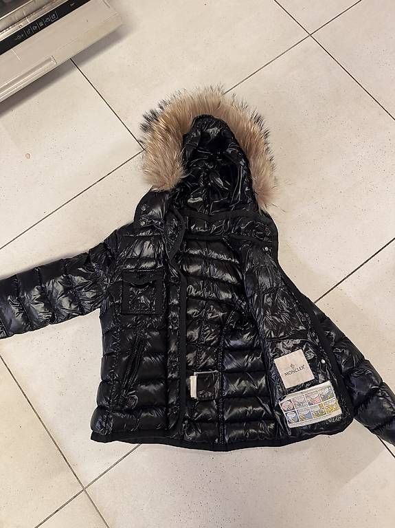 Moncler Giacche & Cappotti: Veste moncler 152 cm doudoune – Usato da Villariaz venduto da kagolaz 1