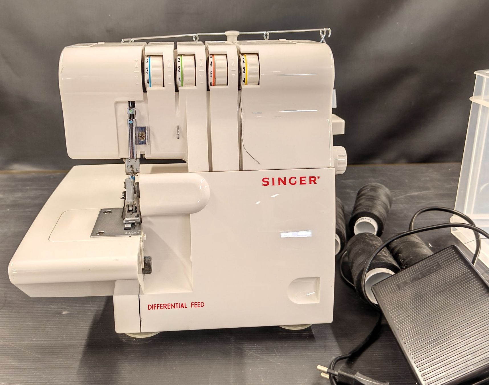 Singer Machines à coudre: Nähmaschine Singer Model14SH654 – D'occasion à Basel par bk_brockibasel 2